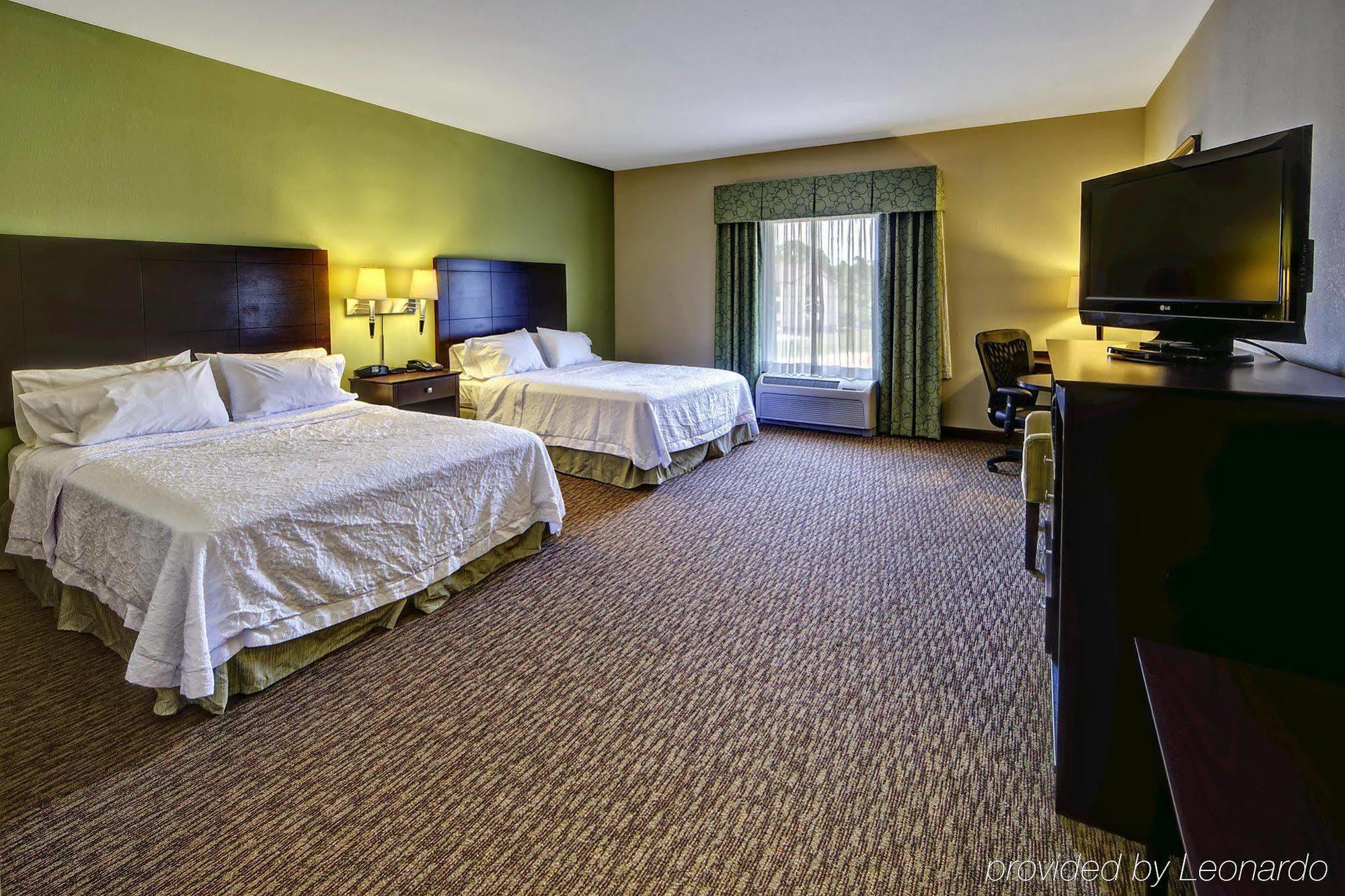 Hampton Inn Кроссвилл Экстерьер фото